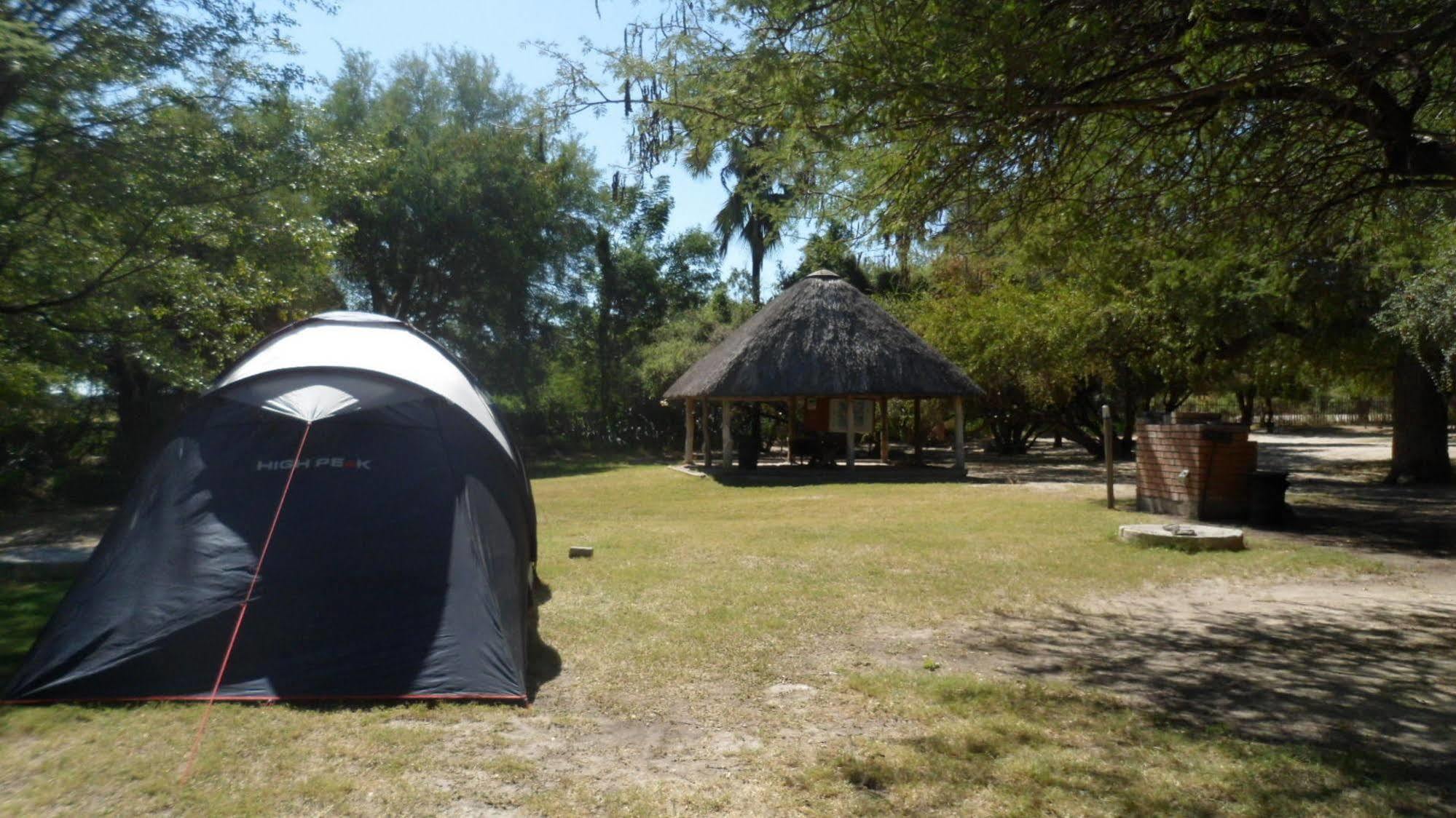 Okavango River Lodge Maun Kültér fotó