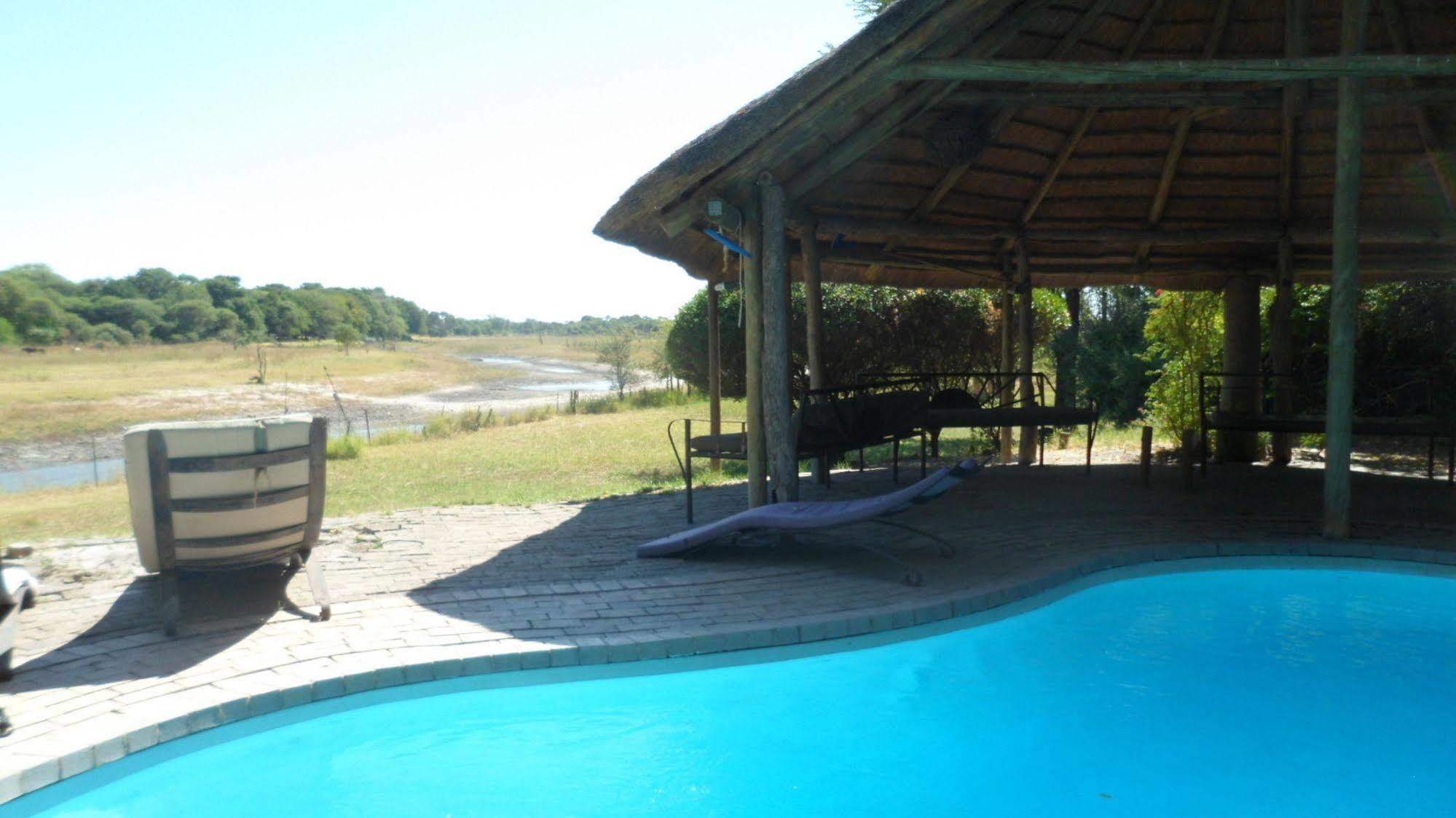 Okavango River Lodge Maun Kültér fotó