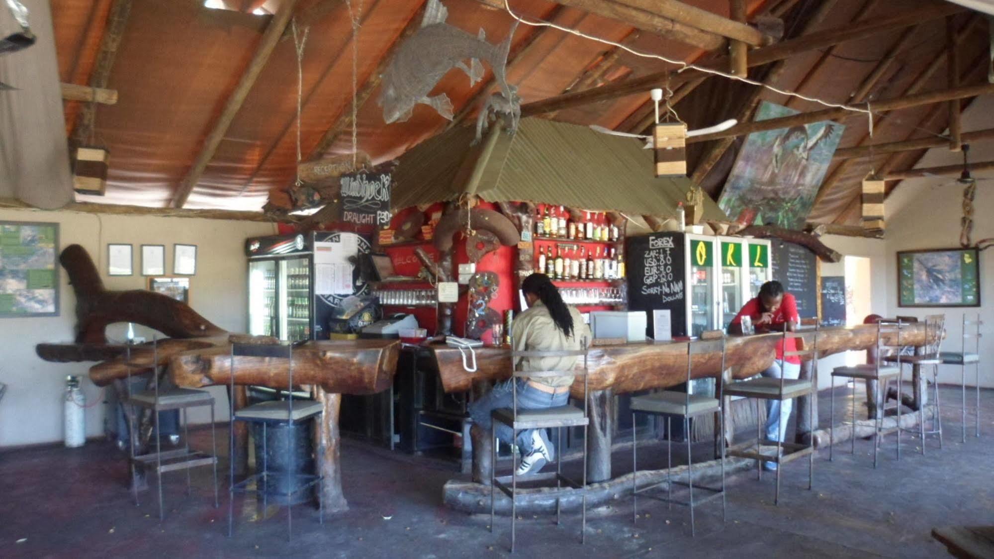 Okavango River Lodge Maun Kültér fotó